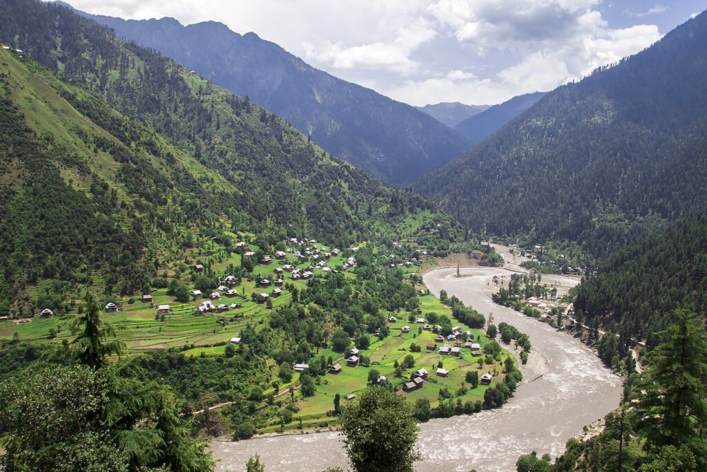 Exploring the Serene Hill Stations of Uttarakhand.
